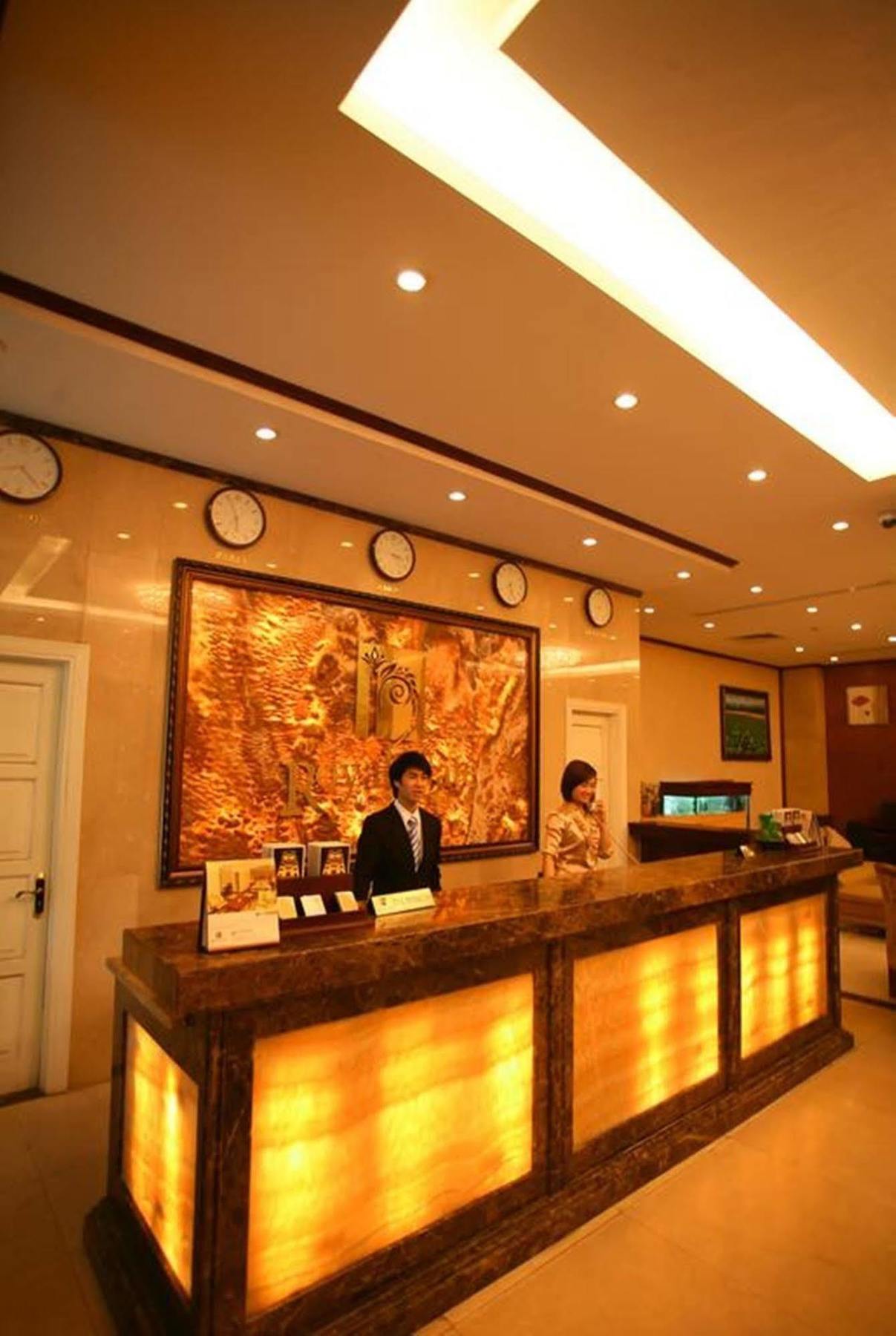 Royal Gate Hotel Hanoi Exteriör bild
